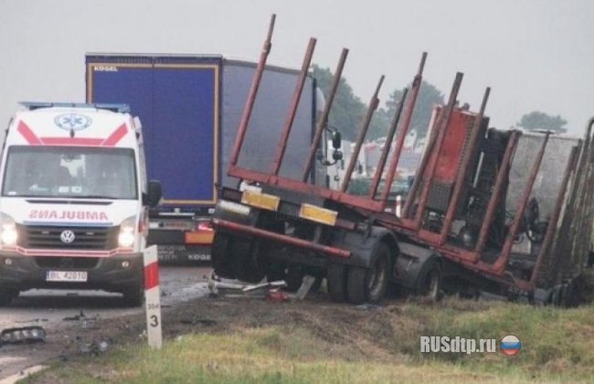 Двое людей погибли в жутком ДТП