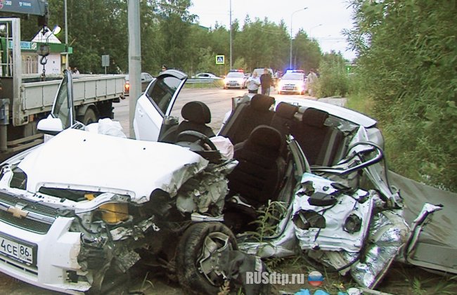 В Сургуте в ДТП с учебной машиной погиб человек