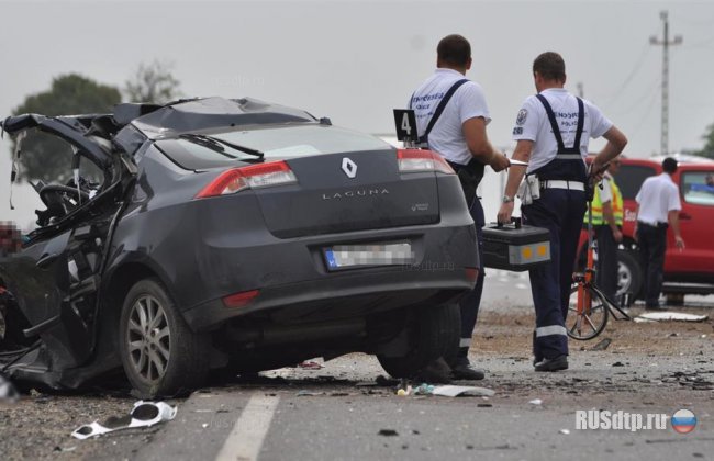 В Венгрии, на границе с Закарпатьем произошла жуткая авария