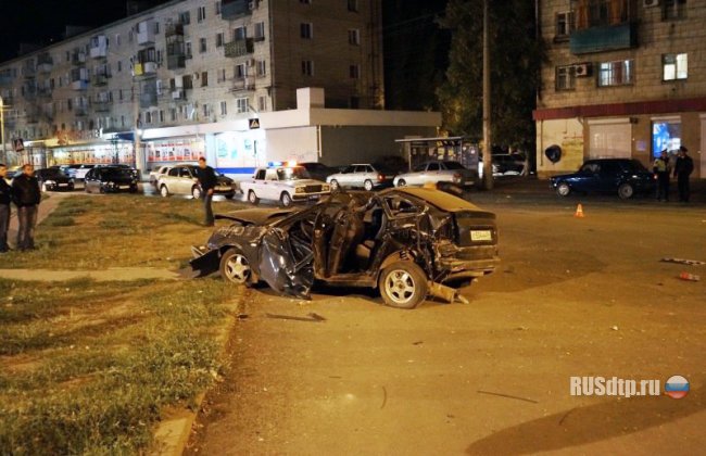 Водитель и пассажир «Приоры» погибли в результате ДТП в Волгограде