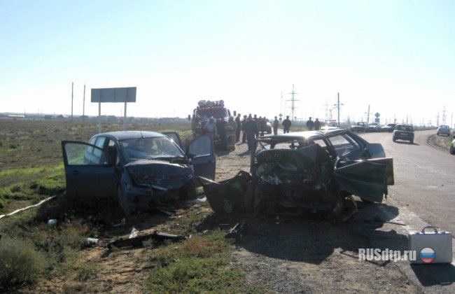 Три человека погибли в Астраханской области