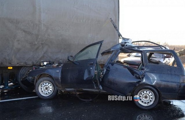 Два человека погибли в автокатастрофе в Оренбургской области