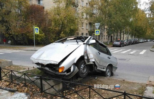 Грустный автомобиль в Санкт-Петербурге