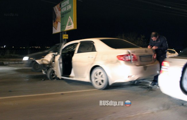 В Омске в ДТП погиб водитель «Приуса». Его беременная пассажирка &#8212; в больнице