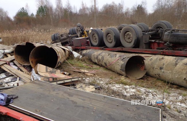 БМВ столкнулся с грузовиком на автодороге Вологда &#8212; Новая Ладога
