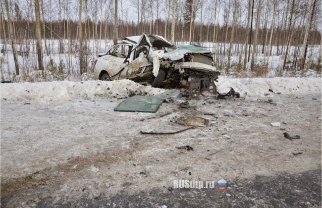 Молодая женщина и девочка погибли в аварии под Сургутом