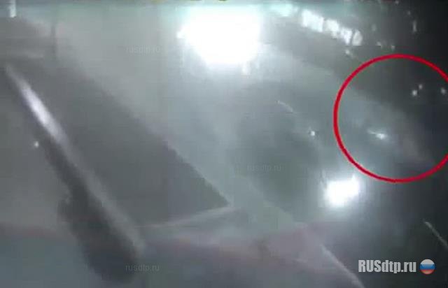 ДТП на Кутузовском попало в объектив камеры видеонаблюдения