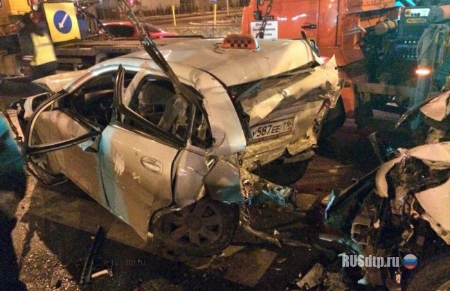 В Казани пьяный водитель внедорожника устроил ДТП с участием 6 машин