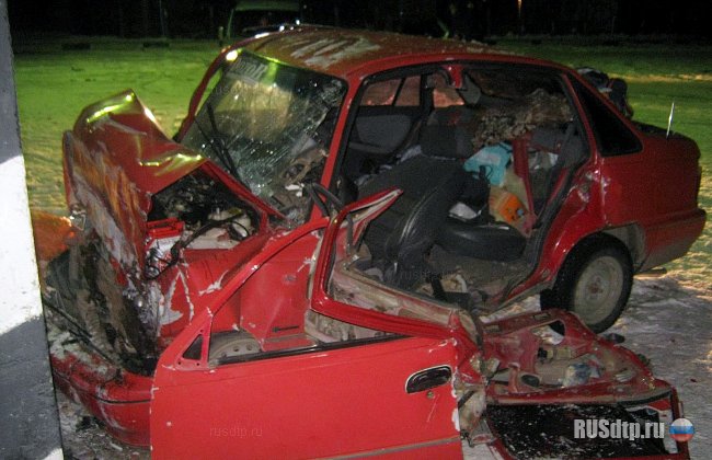 Лишенный прав водитель погиб в ДТП в Астрахани