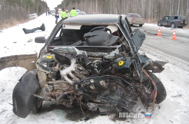 В Свердловской области в аварии погибли 2 человека