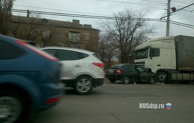 Два человека погибли в Волгограде