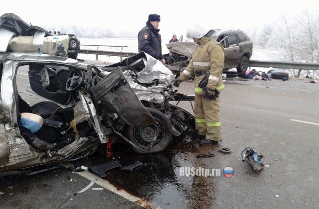 Фото с места ДТП в Орловской области, где погибли 5 человек