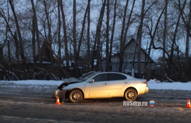 В Омске столкнулись Lexus и ВАЗ. Оба водителя погибли