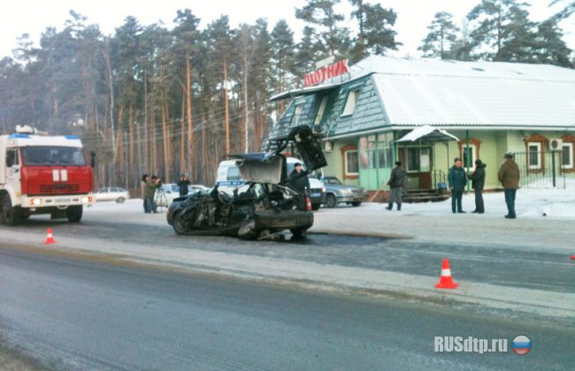 В Кургане в ДТП погибли три человека