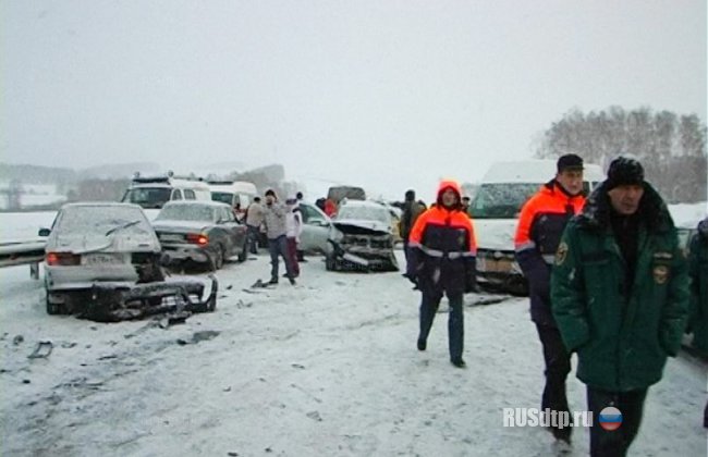 25 автомобилей столкнулись в Кемеровской области