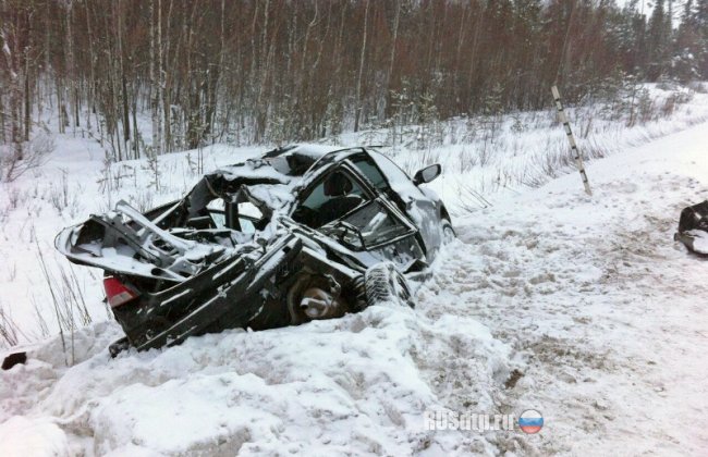 Неопытная девушка на «Hyundai» влетела в КАМАЗ под Нижневартовском