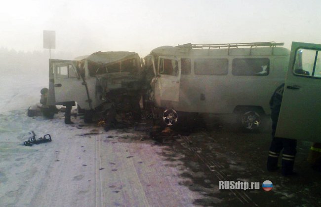 Три УАЗа столкнулись в Якутии. Пострадали 16 человек