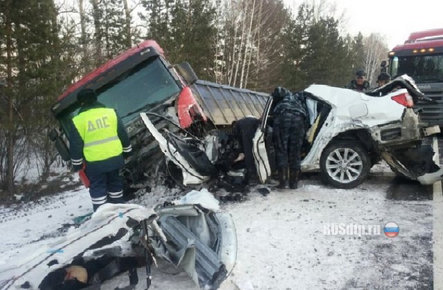 Три машины столкнулись в Тверской области