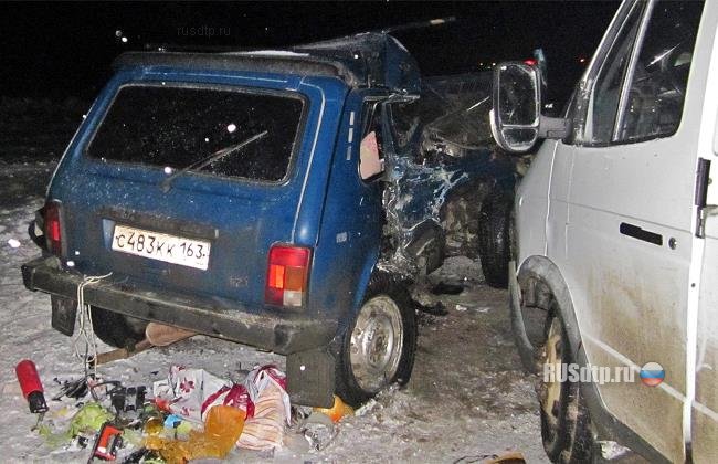 Женщина и ребенок погибли при столкновении «Нивы» и «Газели» в Оренбуржье