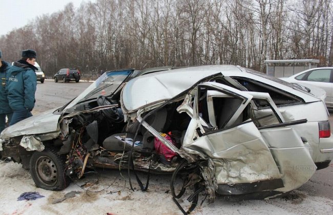 Два человека погибли при столкновении трех авто в Тульской области. Приговор