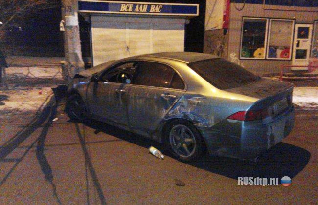 В Волгограде 15-летняя школьница угнала автомобиль и попала в ДТП