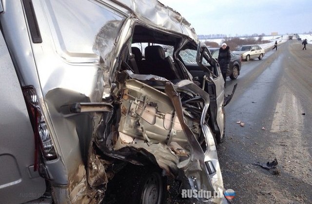 В Татарстане в аварию попал пассажирский микроавтобус