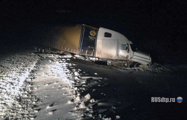Водитель и пассажир «Лады» погибли на трассе М-6 «Каспий»