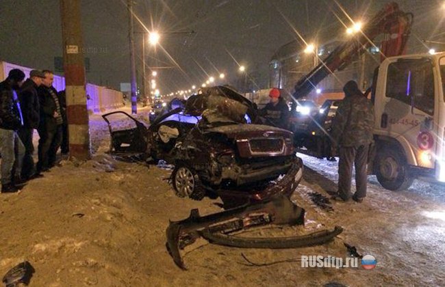 Два человека погибли в ДТП на улице Кузбасской в Нижнем Новгороде