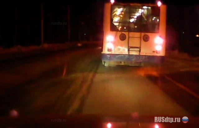 ДТП с троллейбусом в Стерлитамаке зафиксировал видеорегистратор очевидца