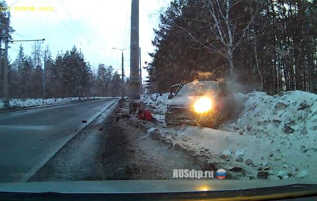 Видеорегистратор запечатлел момент ДТП в зеленой зоне Тольятти