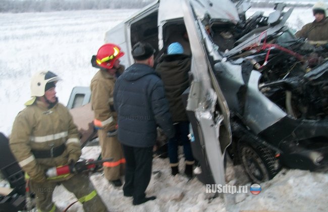 «Газель» и фургон столкнулись на автодороге «Иваново-Ярославль»