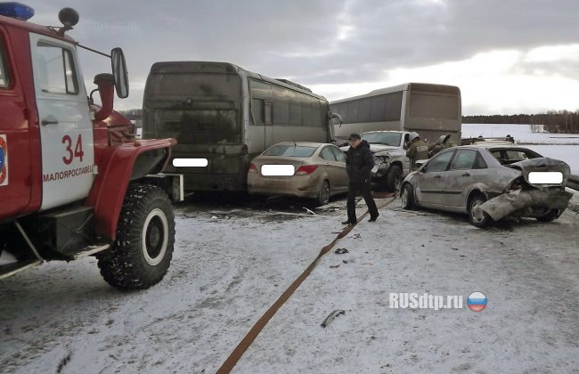 Массовое ДТП с участием 19 автомобилей в Калужской области