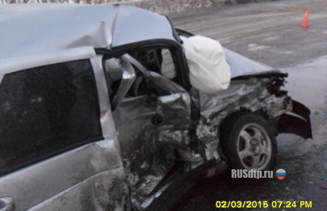 В Оренбурге по дороге на кладбище столкнулись два автомобиля