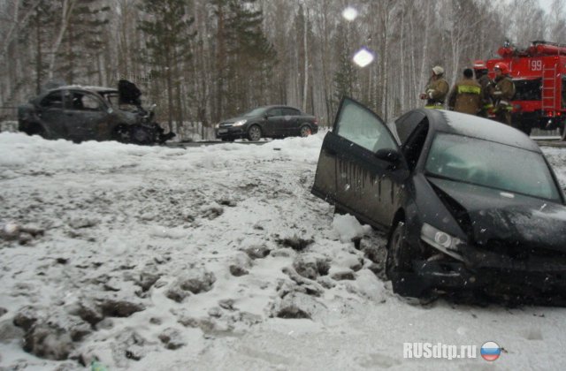 Уснувший водитель «Audi» въехал в машину с пожилыми супругами