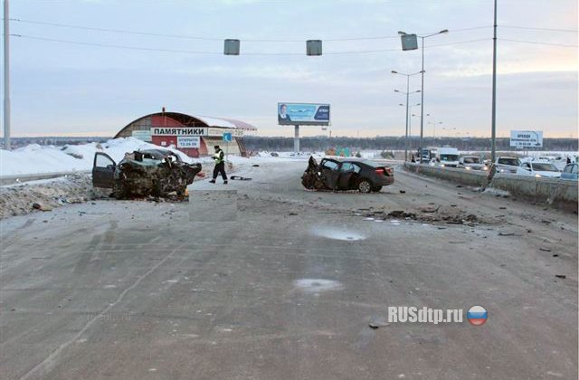 В Сургуте уснувший водитель врезался в машину с семьей. Погибли 3 человека