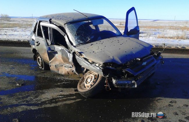 «Шевроле Нива» и ВАЗ-2107 столкнулись в Самарской области. Двое погибли