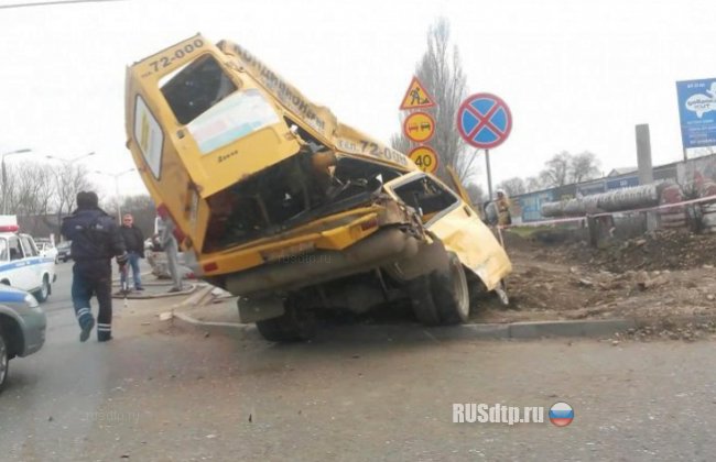 Два грузовика из гумконвоя попали в ДТП на Ставрополье