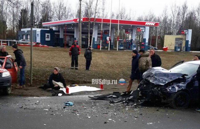 Три человека погибли в ДТП на Красносельском шоссе