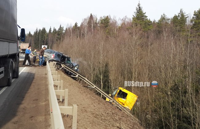 Жуткое ДТП на трассе «Скандинавия»: столкнулись 5 автомобилей