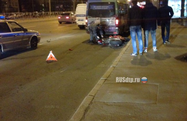 В Петербурге байкер погиб, уходя от полицейской погони
