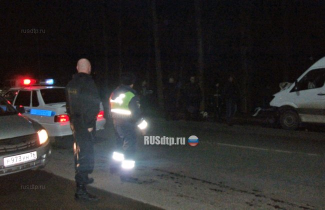 В Переславле мотоциклист погиб, столкнувшись с микроавтобусом