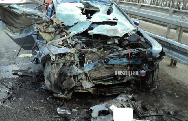 «Хонда» врезалась в грузовик на трассе Кемерово &#8212; Ленинск-Кузнецкий