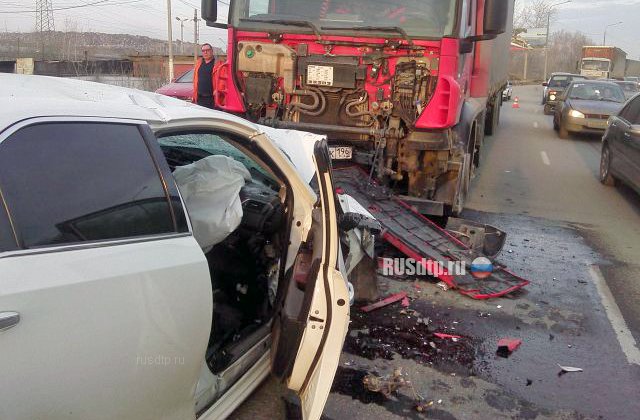 Водитель «Тойоты» погиб на автодороге «Северный Луч» в Челябинске