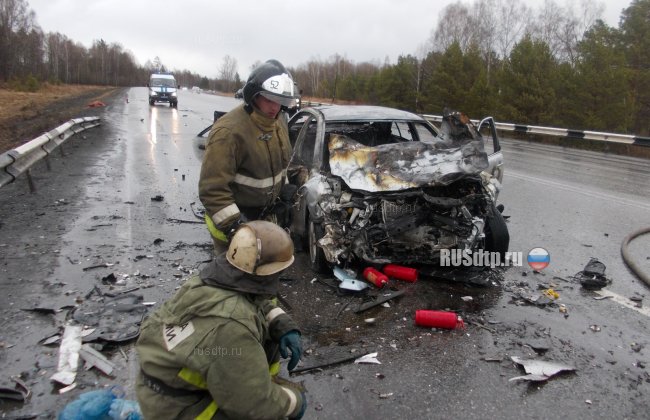 В Красноярском крае в ДТП погибли 5 человек. Кадры с места происшествия