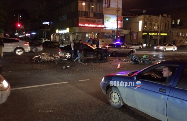 В Ростове-на-Дону разбились два мотоциклиста