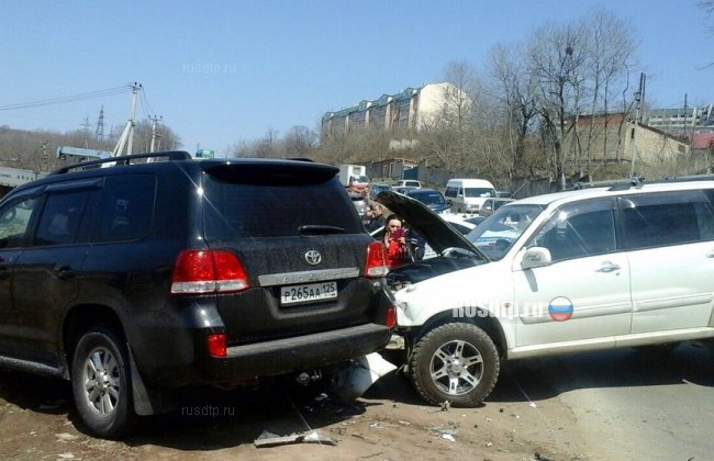 Во Владивостоке лишенный прав водитель умудрился устроить два ДТП