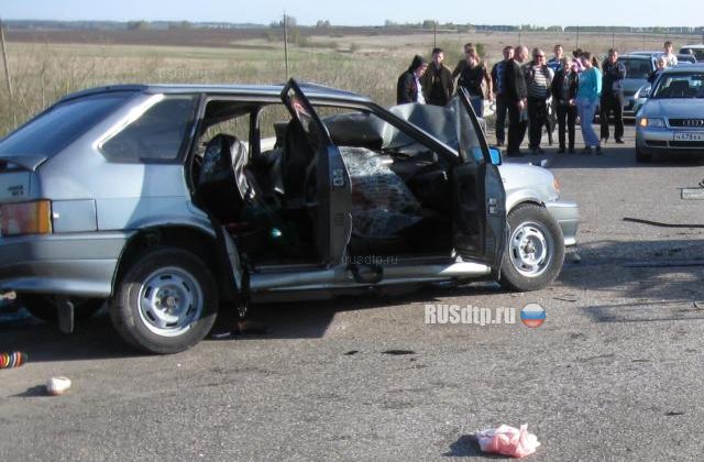 В Кировской области в ДТП с участием УАЗа и Лады погибли два человека