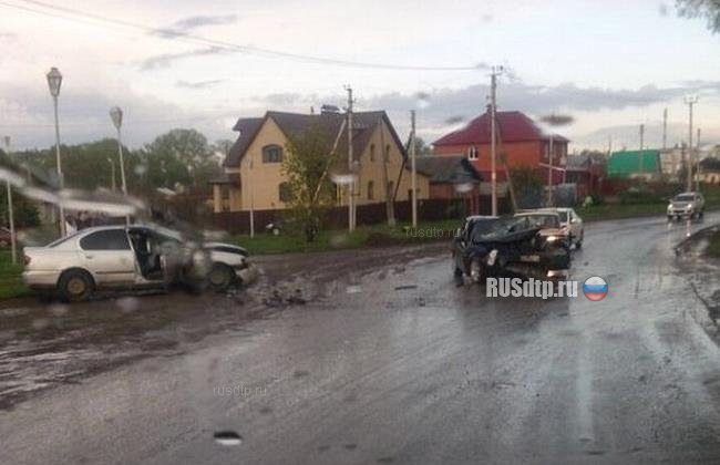 «Лада Приора» и «Nissan» столкнулись в Бугульме