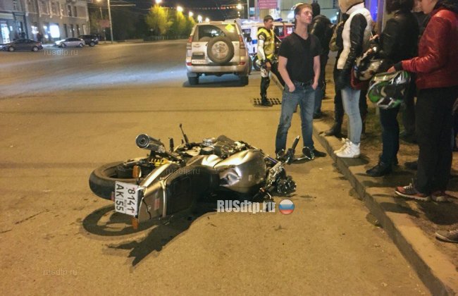 В Омске в ДТП погиб мотоциклист