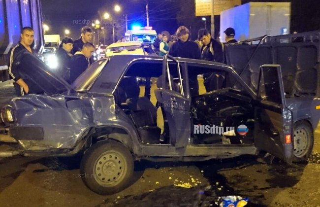 В Воронеже водитель устроил массовое ДТП и сбежал с места происшествия